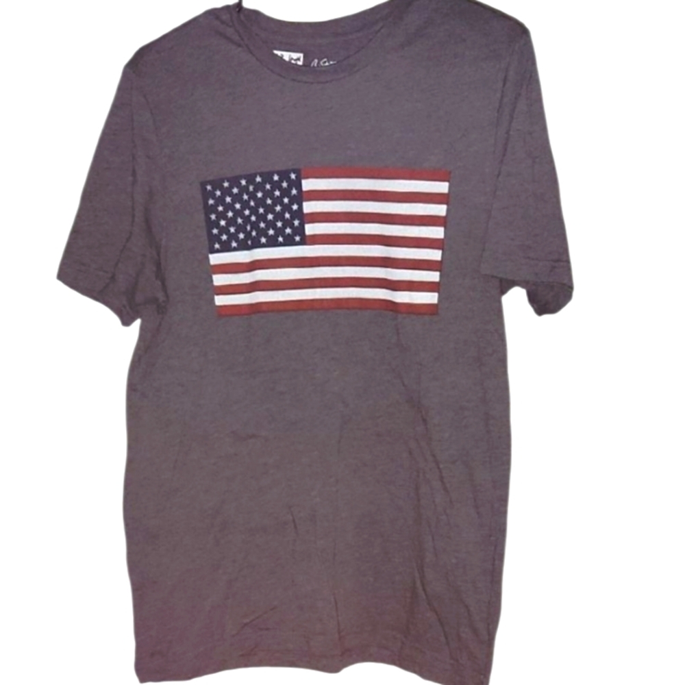 City Streets Gray American Flag T-Shirt P2P -20 Length-27